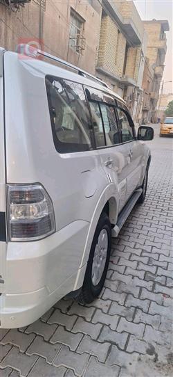 ميتسوبيشي باجيرو